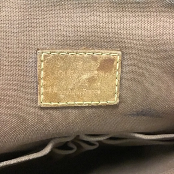Vintage Louis Vuitton Monogram Crossbody - Picture 9 of 10